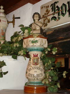 http://www.thamerken.be/images/wiltz07/2007juli%20006.jpg