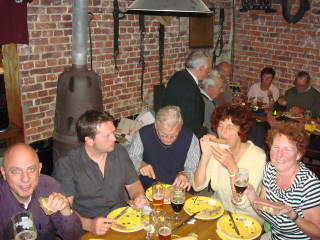 http://www.thamerken.be/images/wiltz07/2007juli%20055.jpg